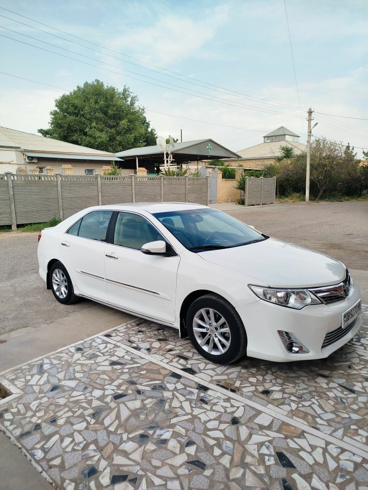 Toyota Camry 2013 - 200 000 TMT - Мары - img 3