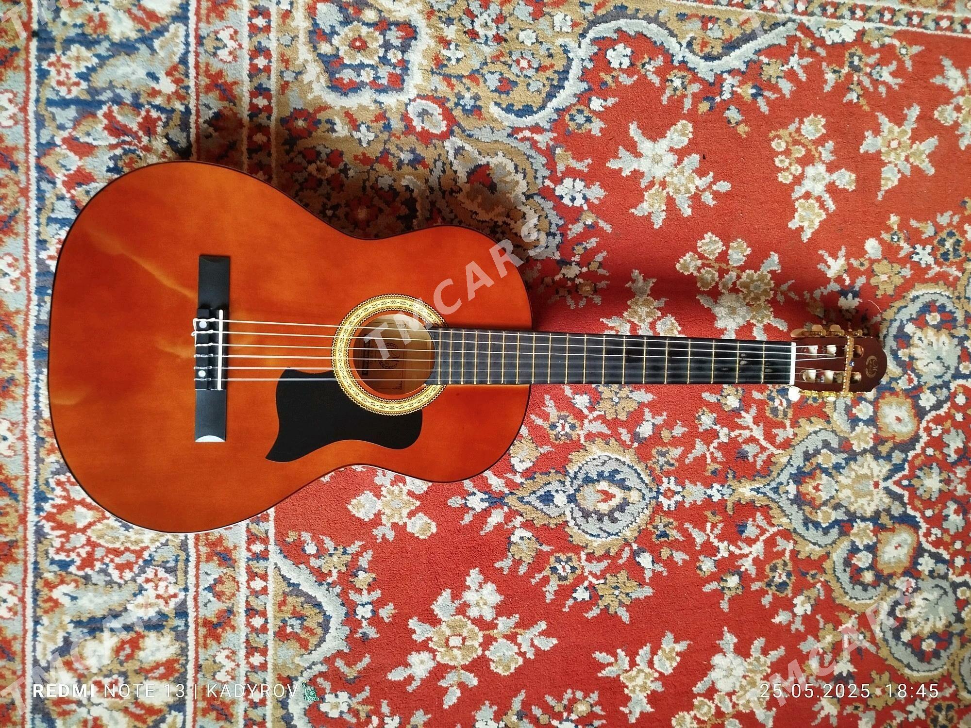 Gyssagly satlyk gitara - Çoganly - img 2