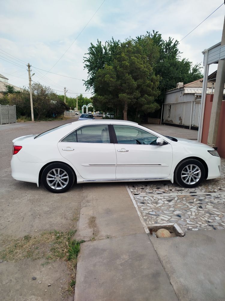 Toyota Camry 2013 - 200 000 TMT - Мары - img 8