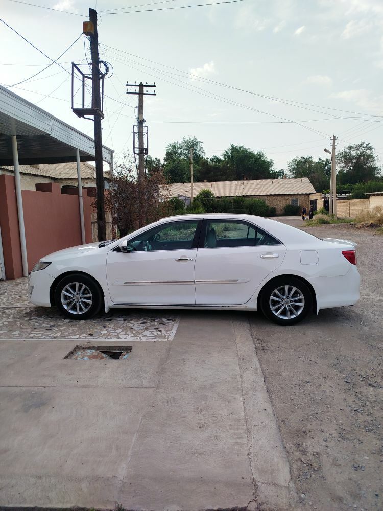 Toyota Camry 2013 - 200 000 TMT - Мары - img 7