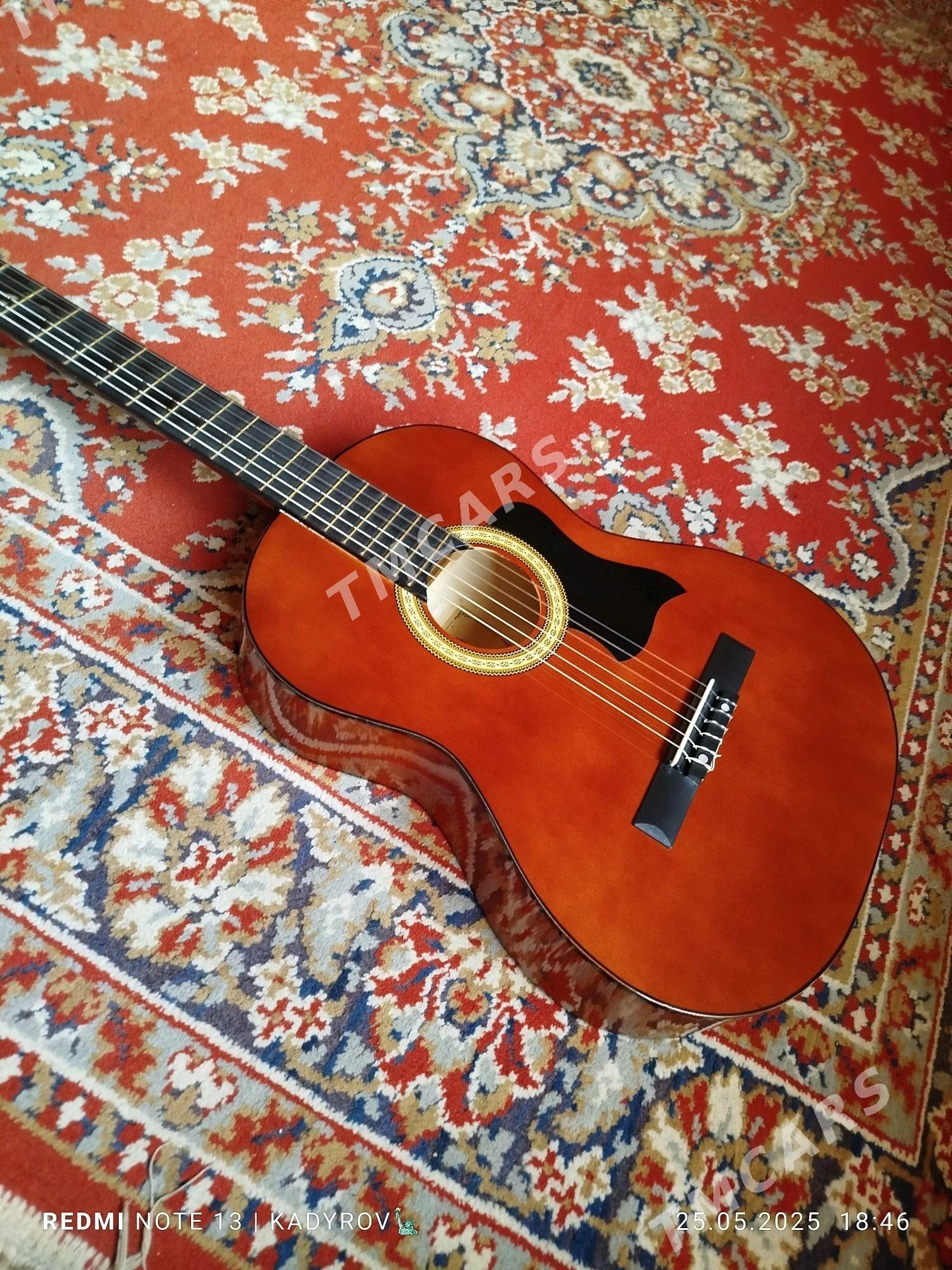 Gyssagly satlyk gitara - Çoganly - img 4