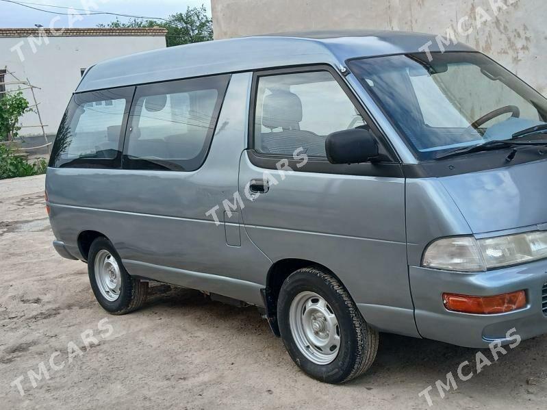 Toyota Town Ace 1993 - 45 000 TMT - Кёнеургенч - img 2