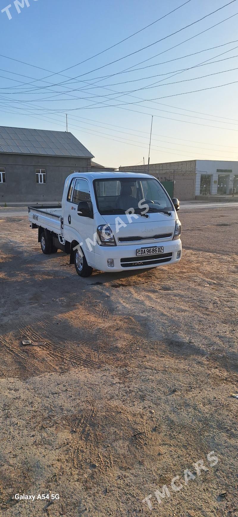 Kia Bongo 2024 - 300 000 TMT - Köneürgenç - img 2