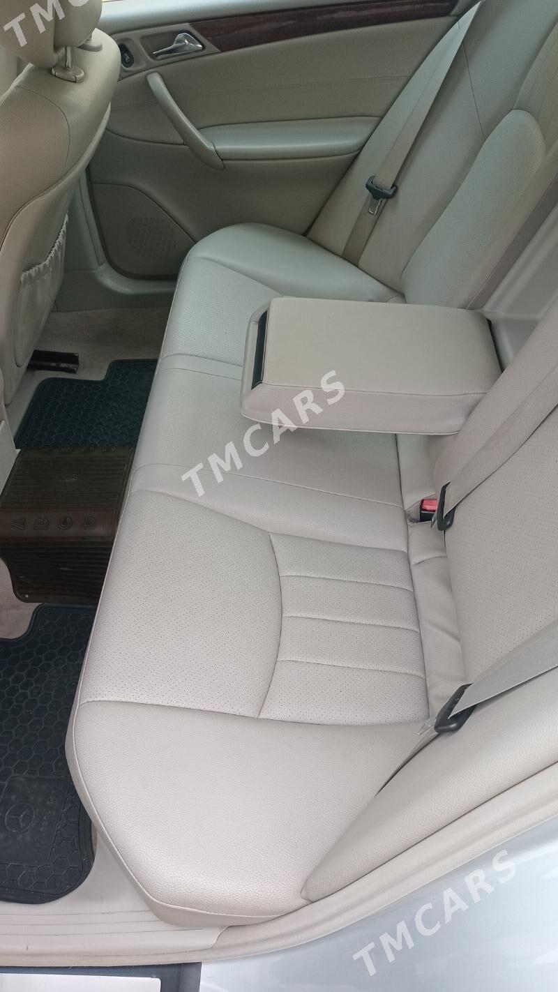 Mercedes-Benz C280 2005 - 115 000 TMT - Багир - img 2