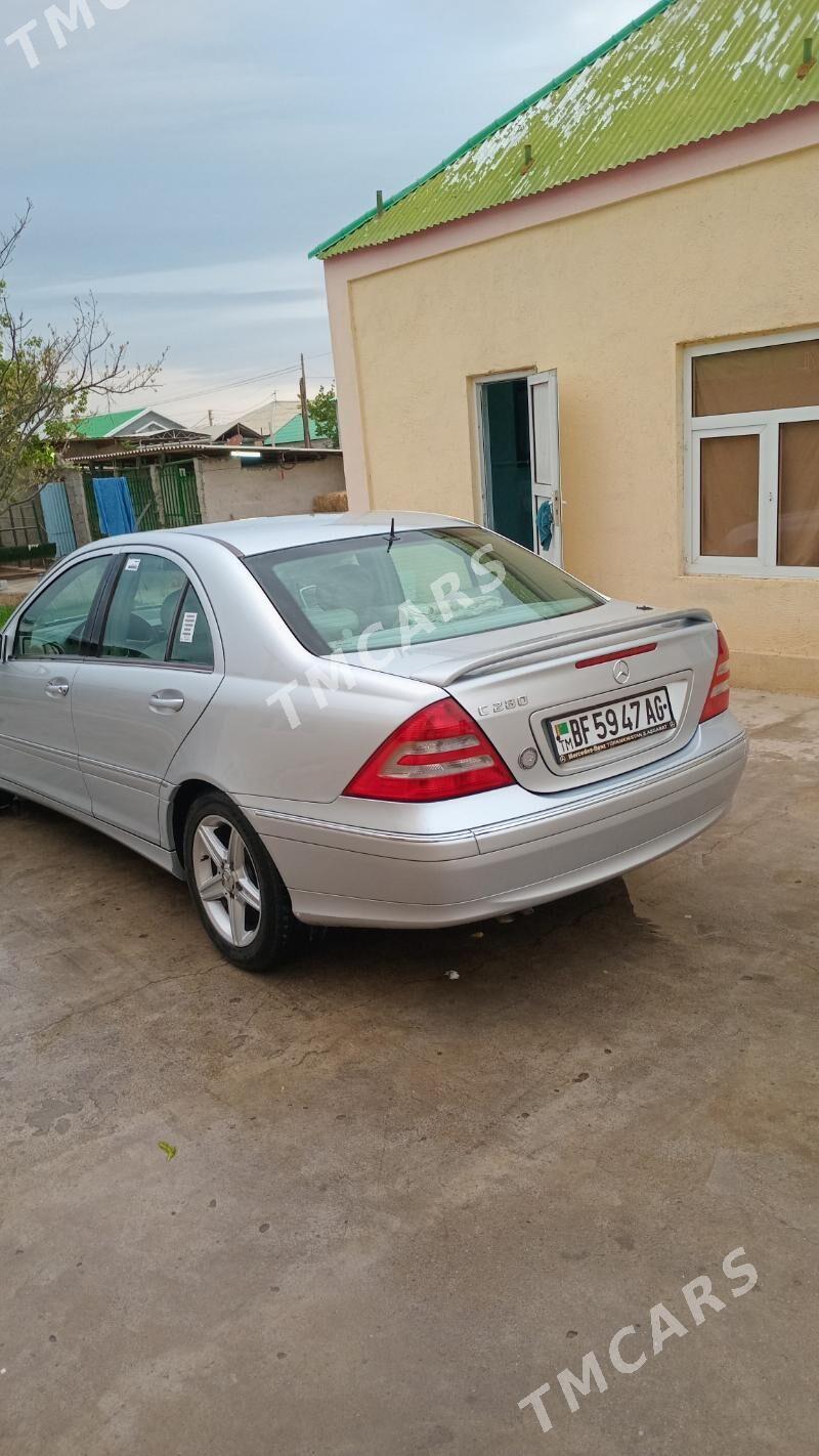 Mercedes-Benz C280 2005 - 115 000 TMT - Багир - img 3
