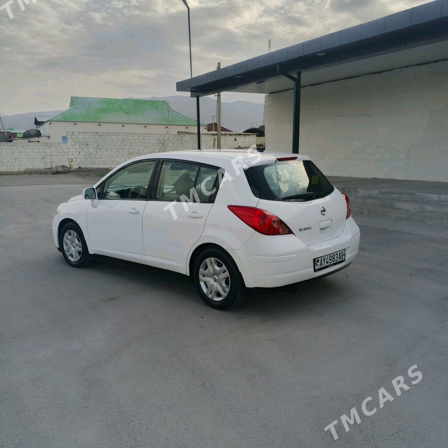 Nissan Versa 2009 - 120 000 TMT - Ашхабад - img 4
