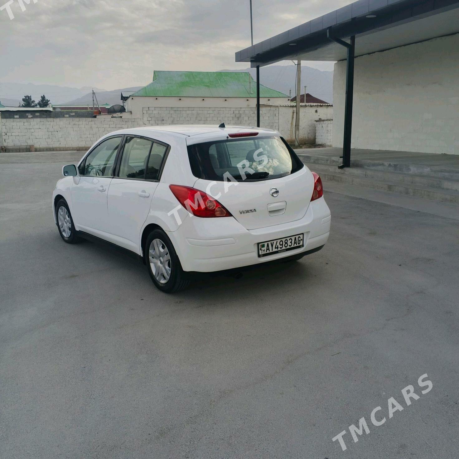 Nissan Versa 2009 - 120 000 TMT - Ашхабад - img 7