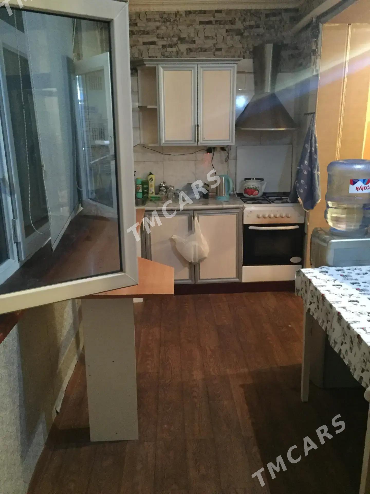 9 mkr 3/1 etaź, 3 komnat - Aşgabat - img 2