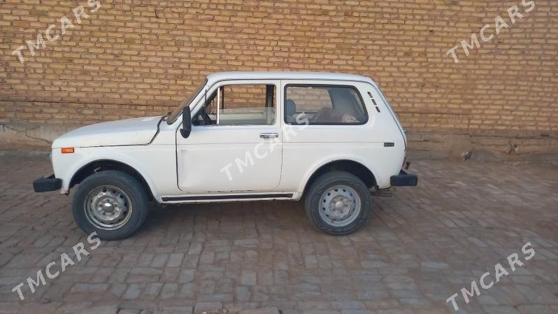 Lada Niva 1989 - 25 000 TMT - Байрамали - img 3
