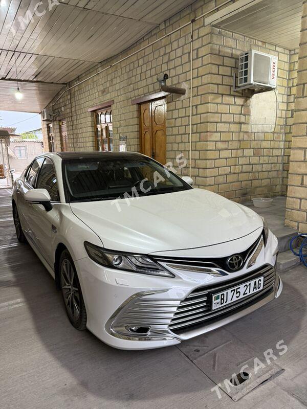 Toyota Camry 2023 - 670 000 TMT - Aşgabat - img 2