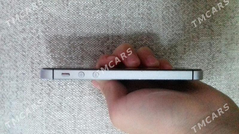 iphone 5s - Туркменбаши - img 2