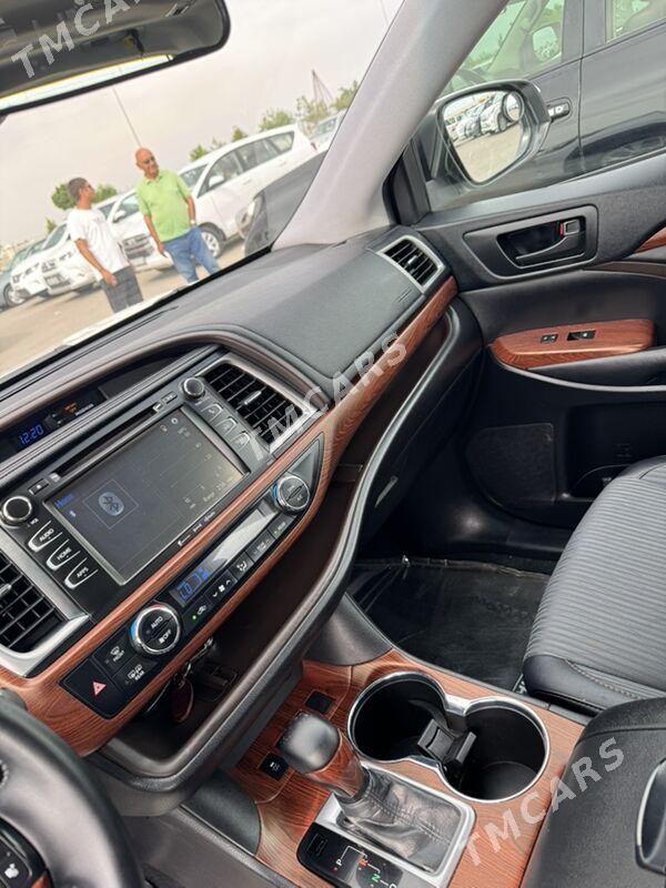 Toyota Highlander 2018 - 430 000 TMT - Туркменабат - img 8