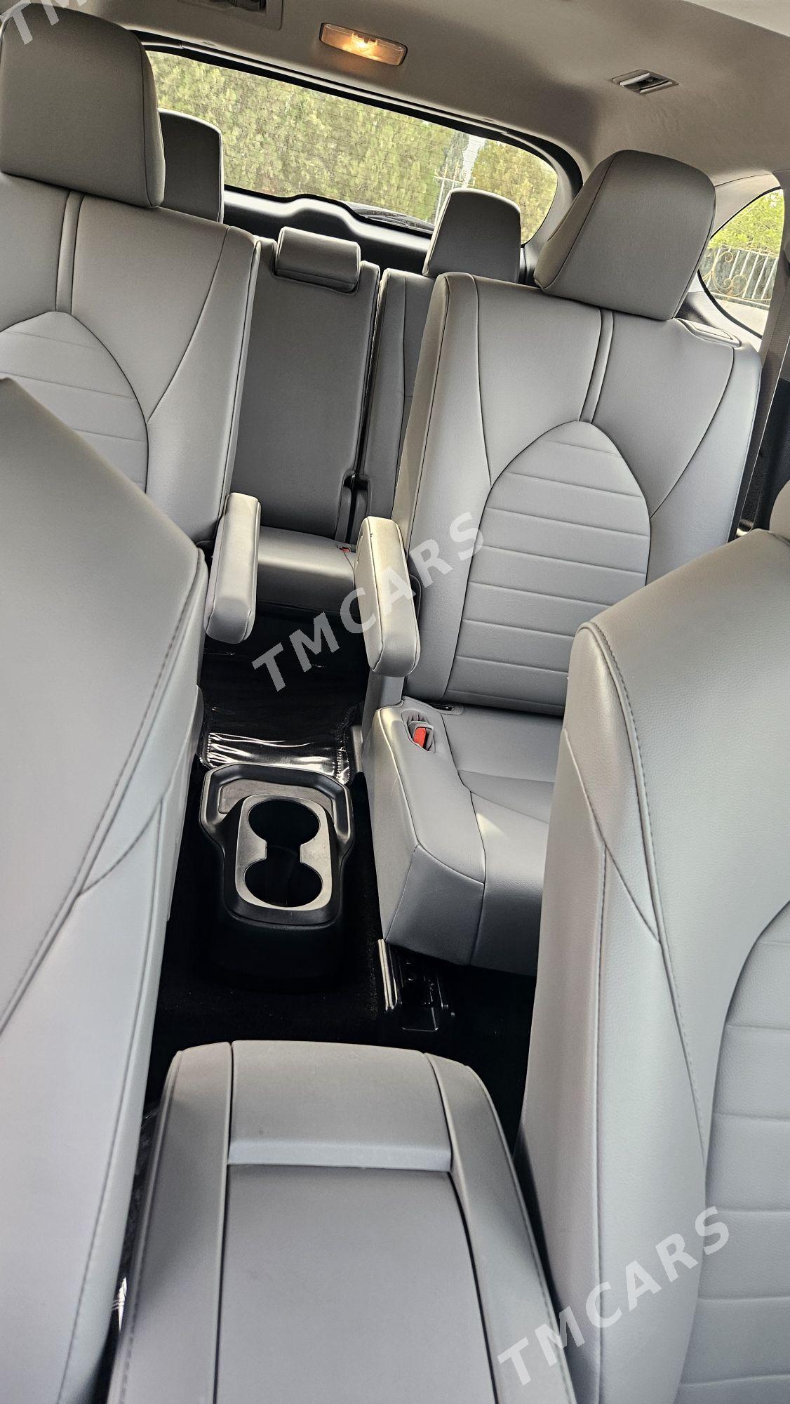 Toyota Highlander 2020 - 550 000 TMT - Мары - img 6