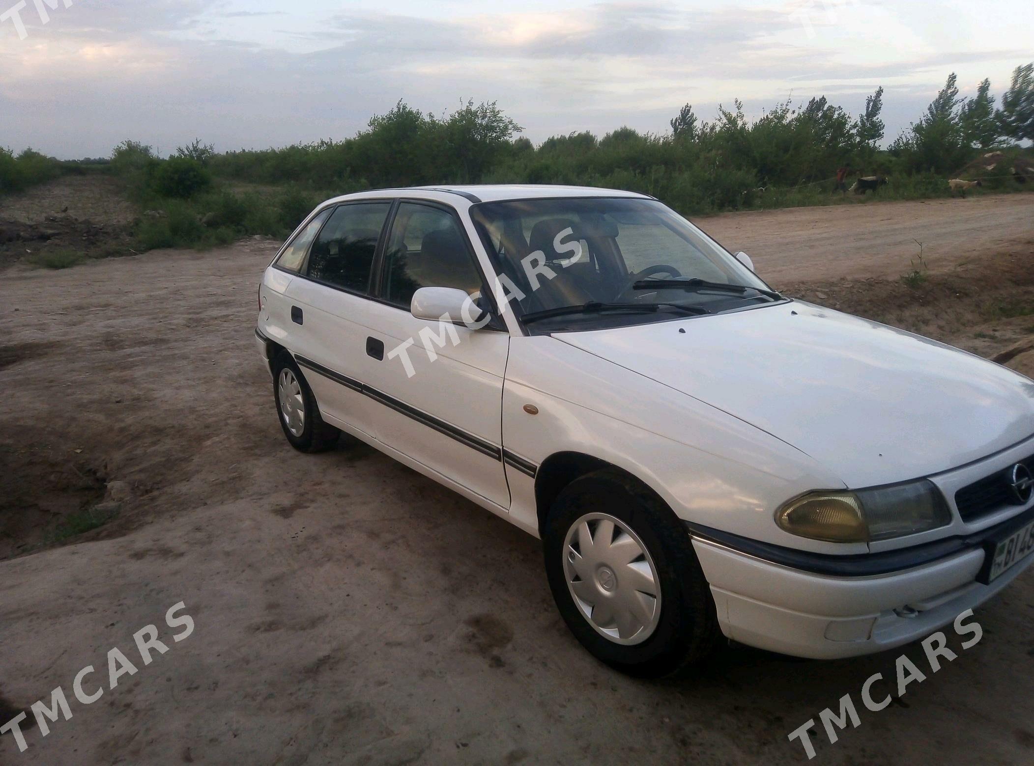 Opel Astra 1995 - 36 000 TMT - Köneürgenç - img 3