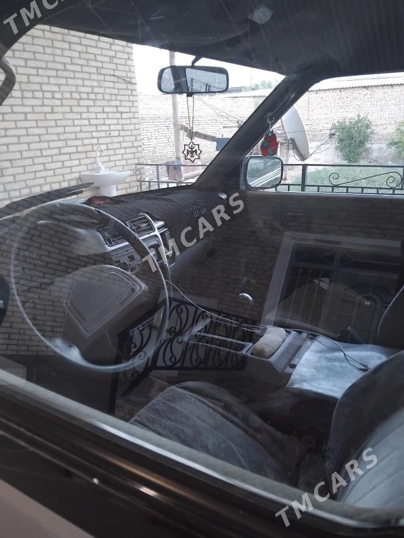 Toyota Hiace 1994 - 32 000 TMT - Байрамали - img 7