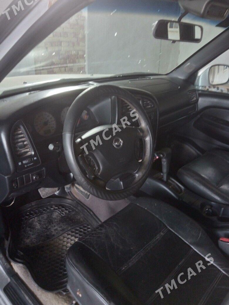 Nissan Pathfinder 2002 - 120 000 TMT - Дянев - img 3