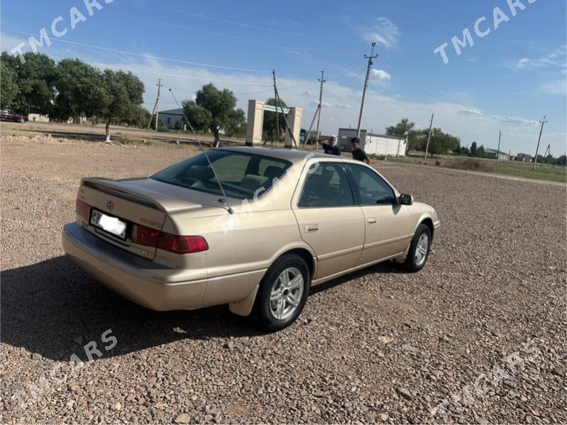 Toyota Camry 2000 - 142 000 TMT - Gubadag - img 3