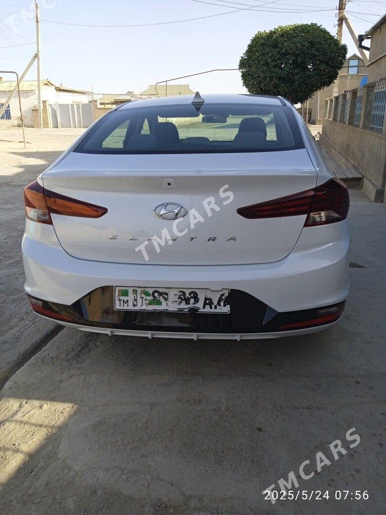 Hyundai Elantra 2020 - 210 000 TMT - Кака - img 4