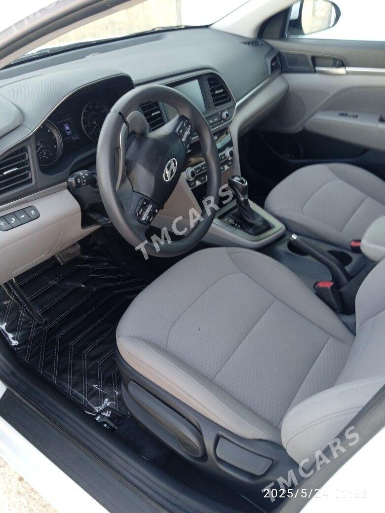 Hyundai Elantra 2020 - 210 000 TMT - Кака - img 6