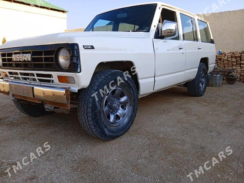 Nissan Patrol 1993 - 20 000 TMT - Balkanabat - img 2