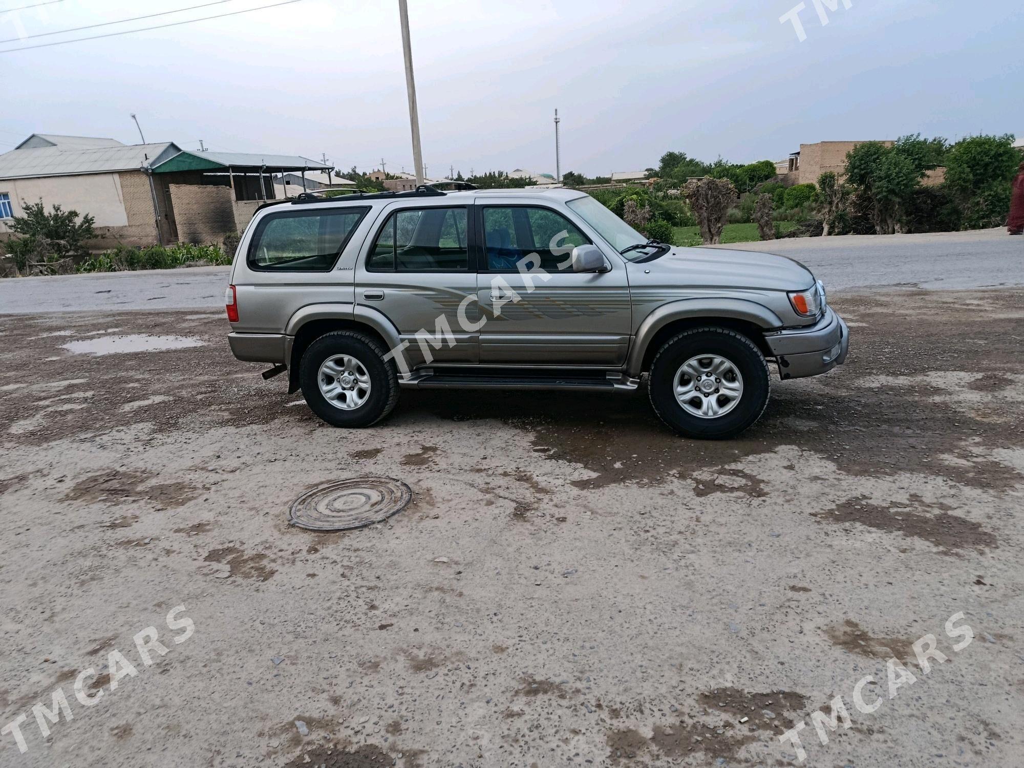 Toyota 4Runner 2001 - 122 000 TMT - Керки - img 3