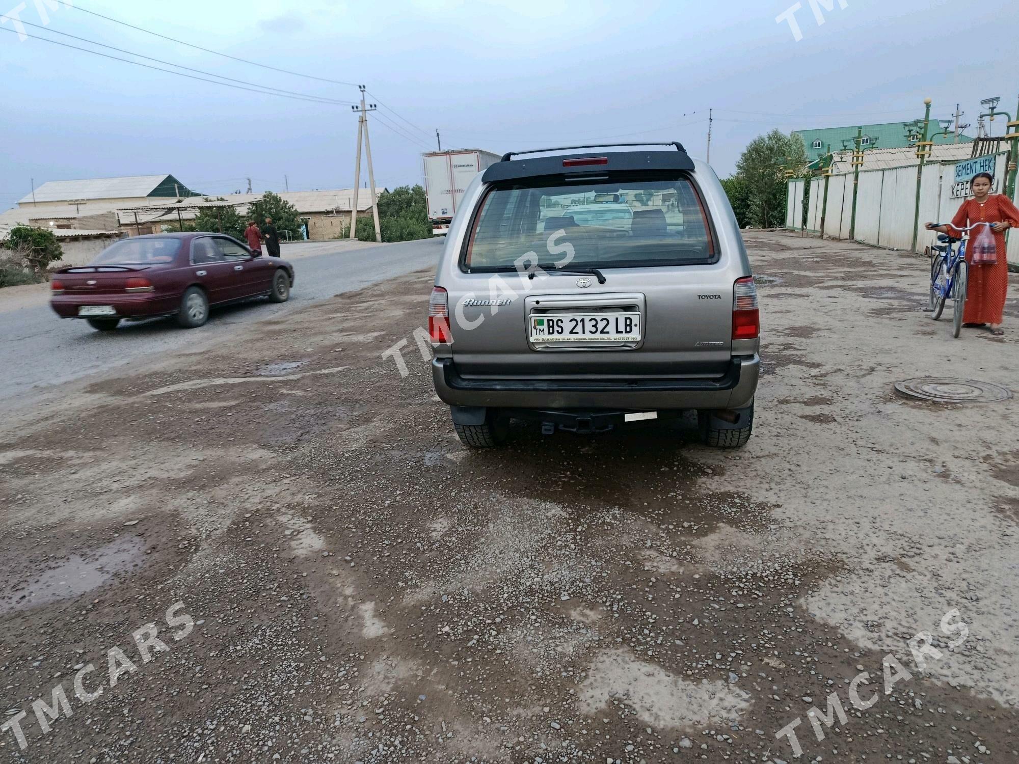Toyota 4Runner 2001 - 122 000 TMT - Керки - img 4