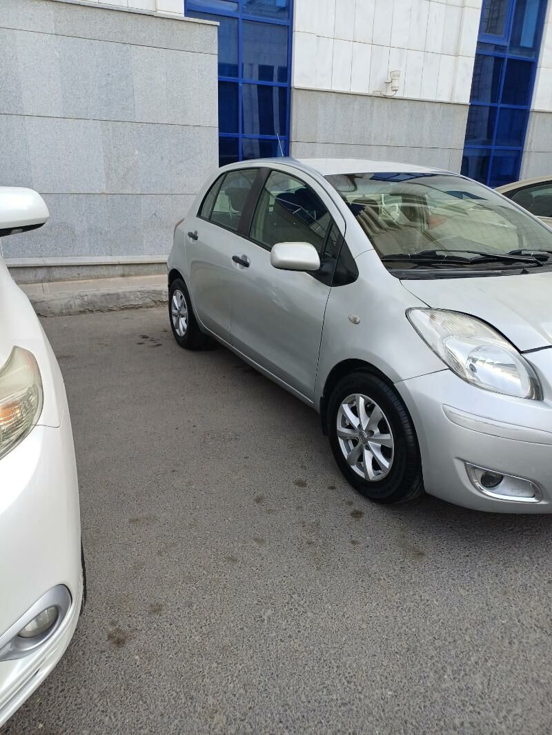 Toyota Yaris 2010 - 110 000 TMT - Ашхабад - img 8