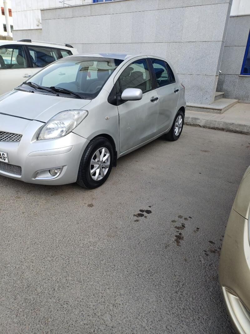 Toyota Yaris 2010 - 110 000 TMT - Ашхабад - img 7