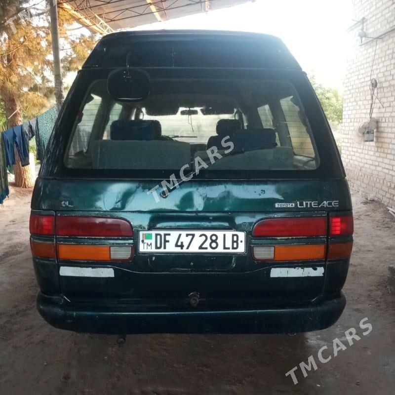 Toyota Town Ace 1991 - 25 000 TMT - Türkmenabat - img 4