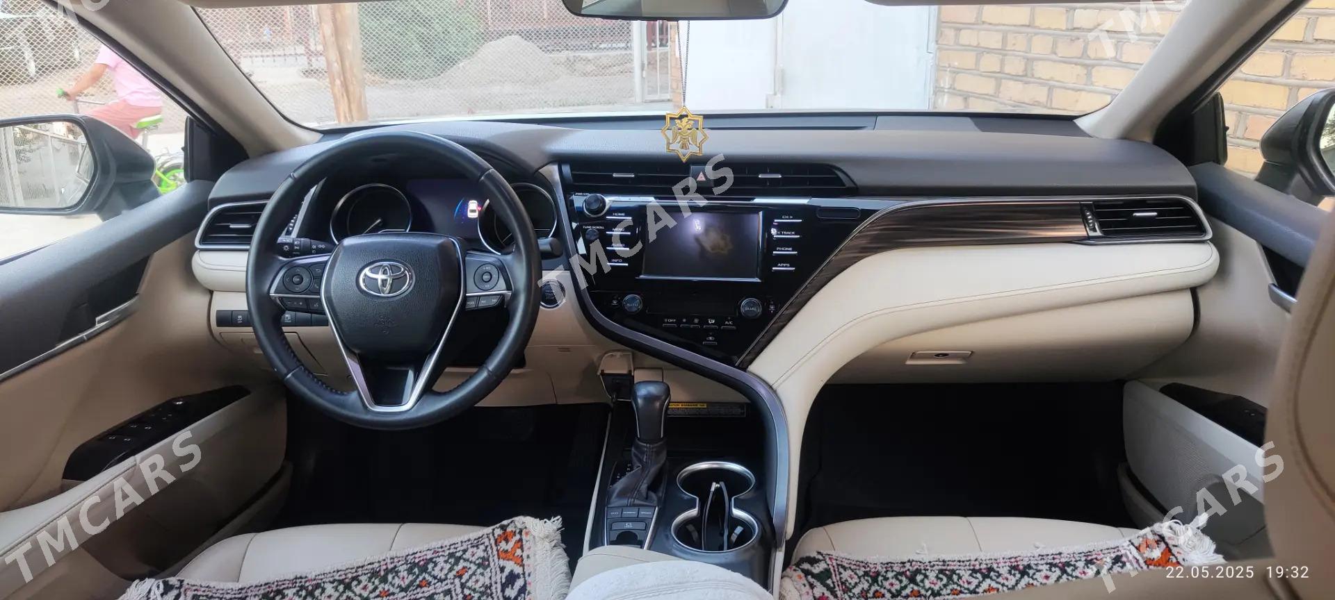 Toyota Camry 2021 - 440 000 TMT - Мары - img 5