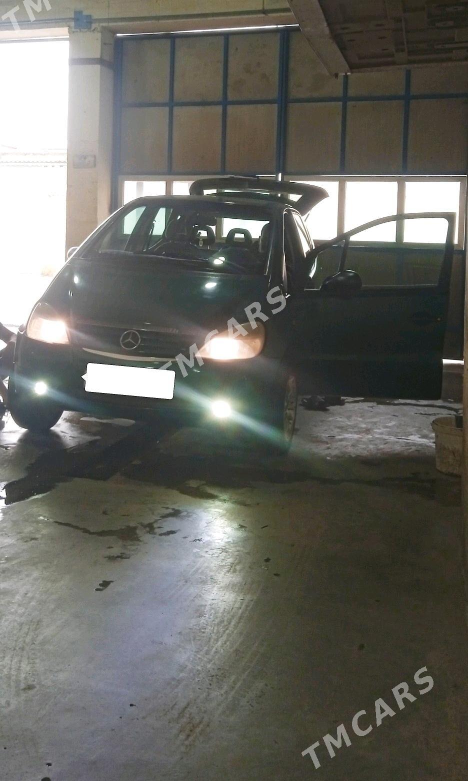 Mercedes-Benz A150 1998 - 28 000 TMT - Балканабат - img 2