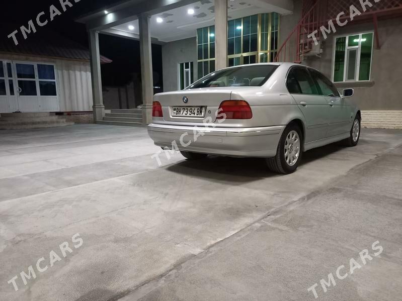 BMW E39 1997 - 120 000 TMT - Гумдаг - img 3