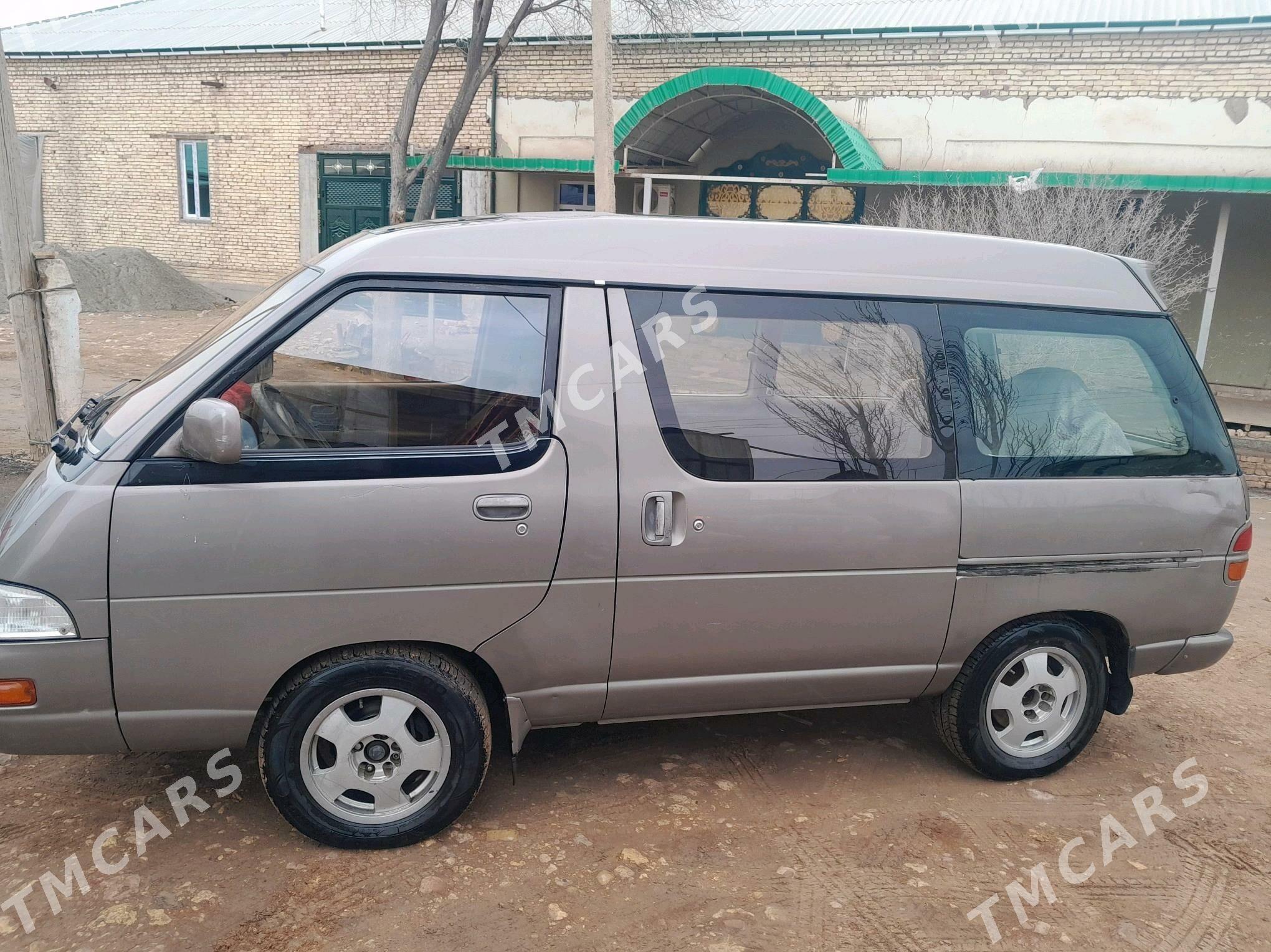 Toyota Town Ace 1994 - 40 000 TMT - Gurbansoltan Eje - img 2