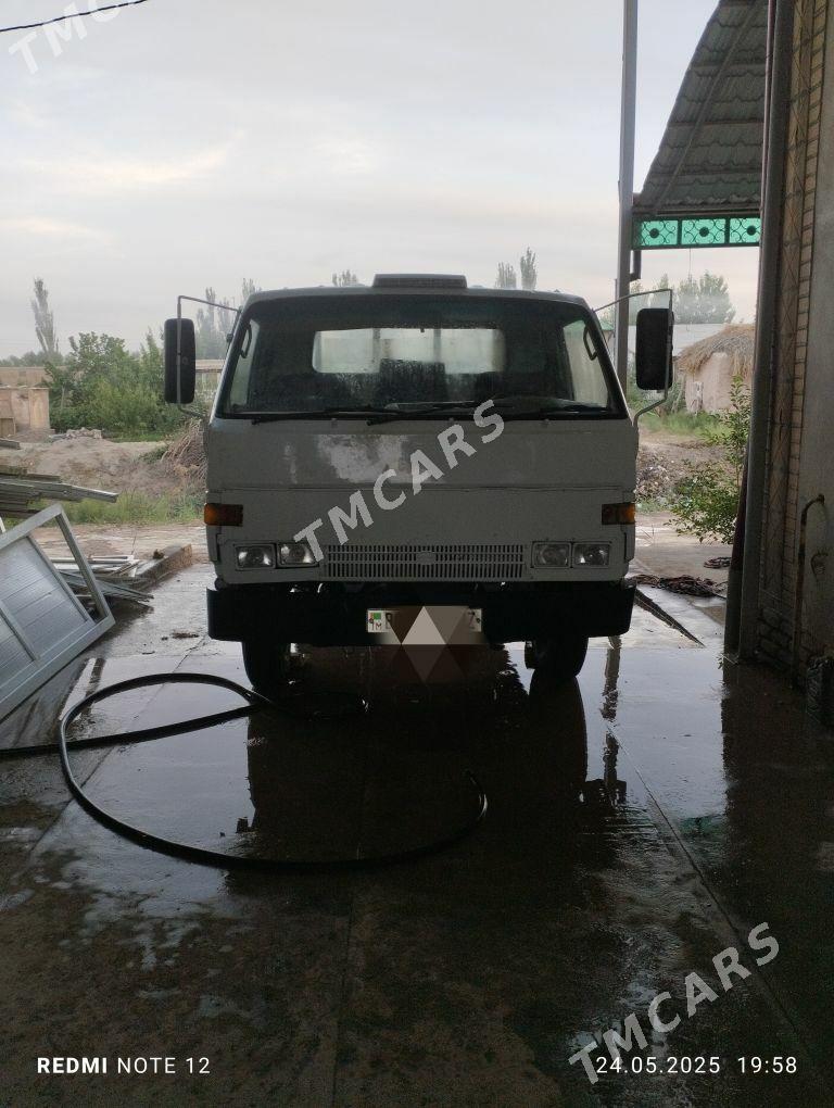 Toyota Dyna 1996 - 150 000 TMT - Gurbansoltan Eje - img 3