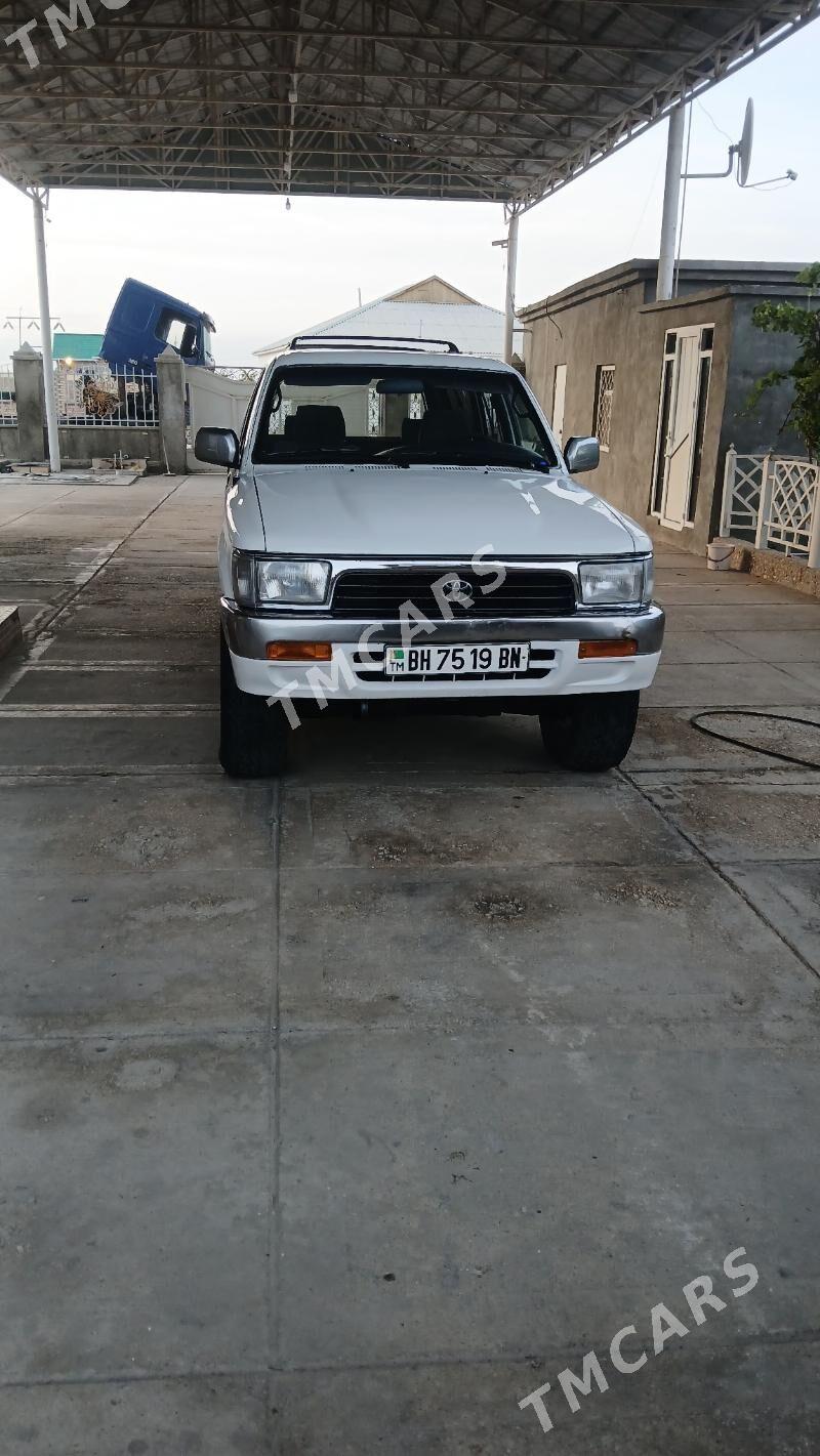 Toyota 4Runner 1995 - 78 000 TMT - Балканабат - img 5