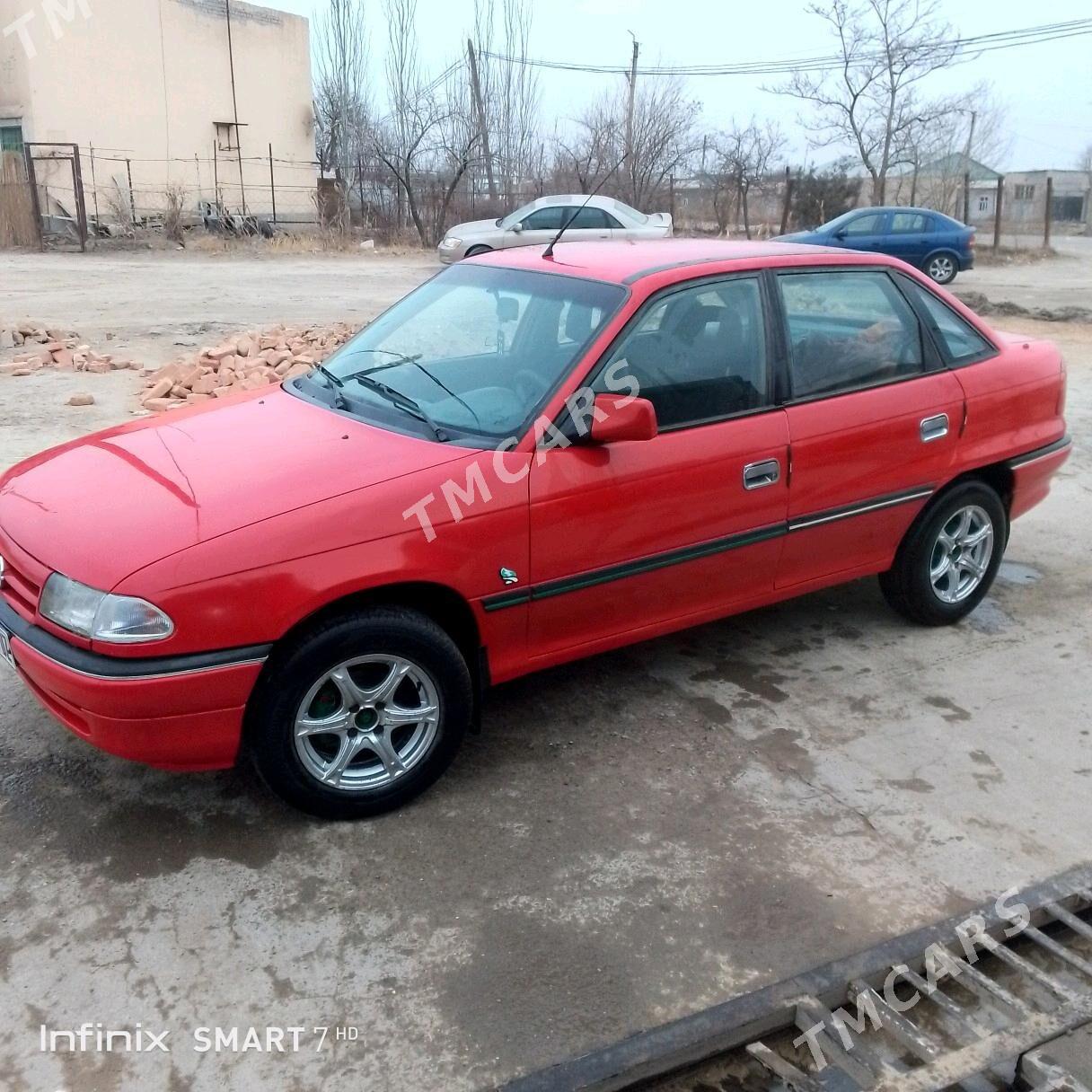 Opel Astra 1994 - 40 000 TMT - Гурбансолтан Едже - img 4