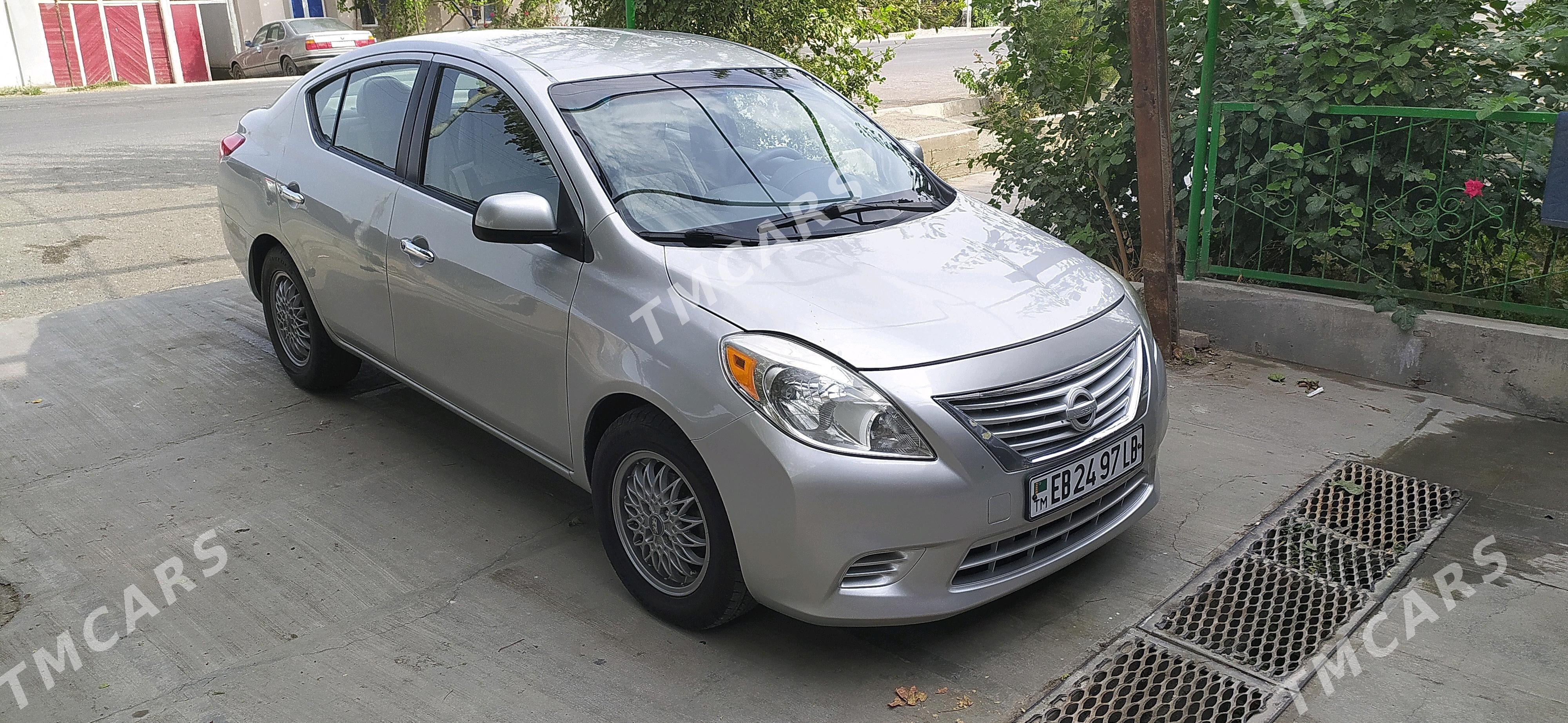 Nissan Versa 2011 - 100 000 TMT - Türkmenabat - img 6