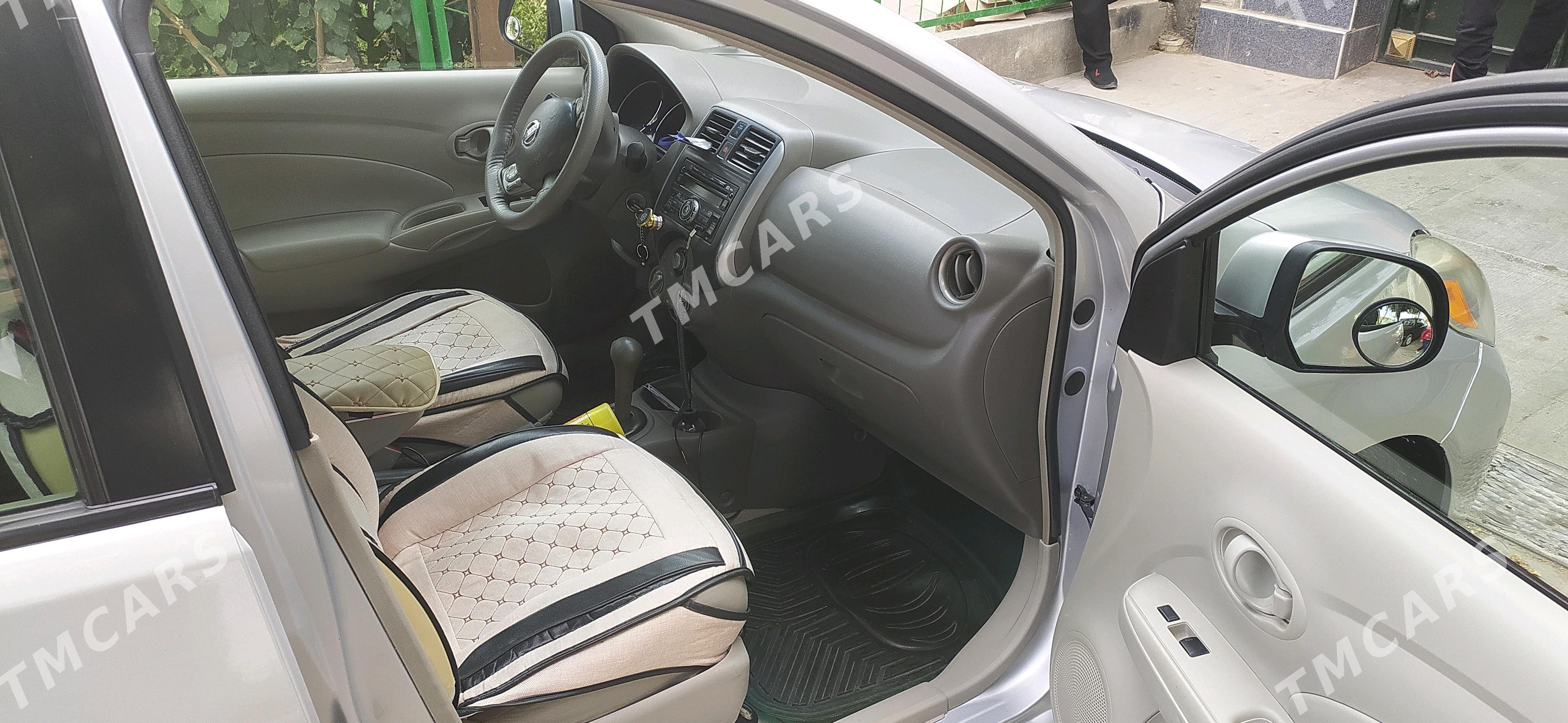 Nissan Versa 2011 - 100 000 TMT - Türkmenabat - img 8