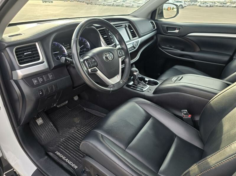 Toyota Highlander 2019 - 520 000 TMT - Ашхабад - img 8