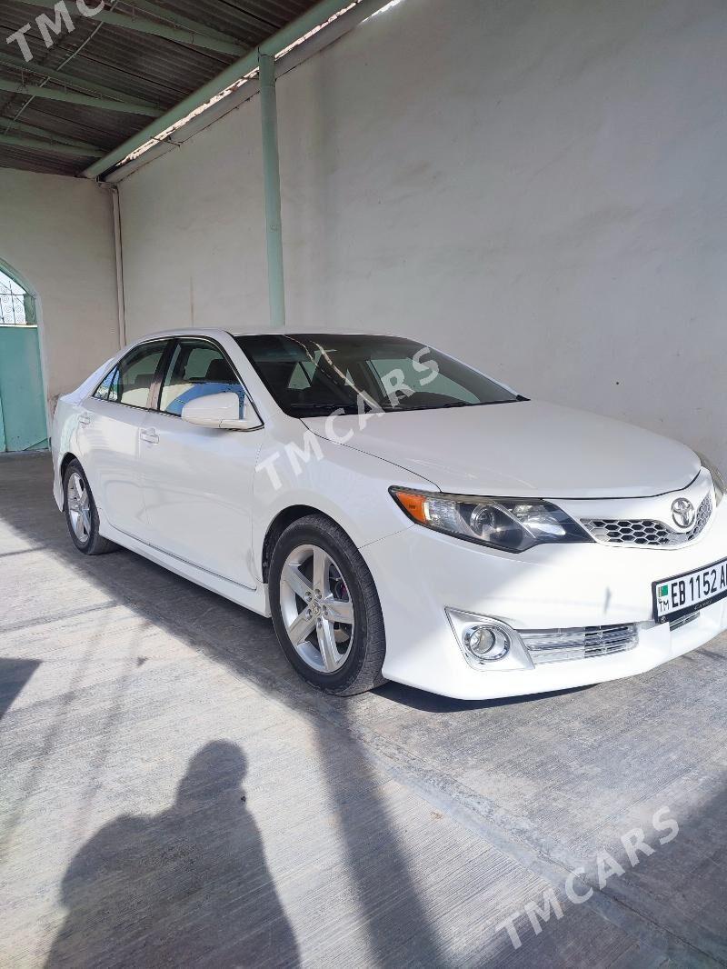 Toyota Camry 2012 - 220 000 TMT - Теджен - img 5