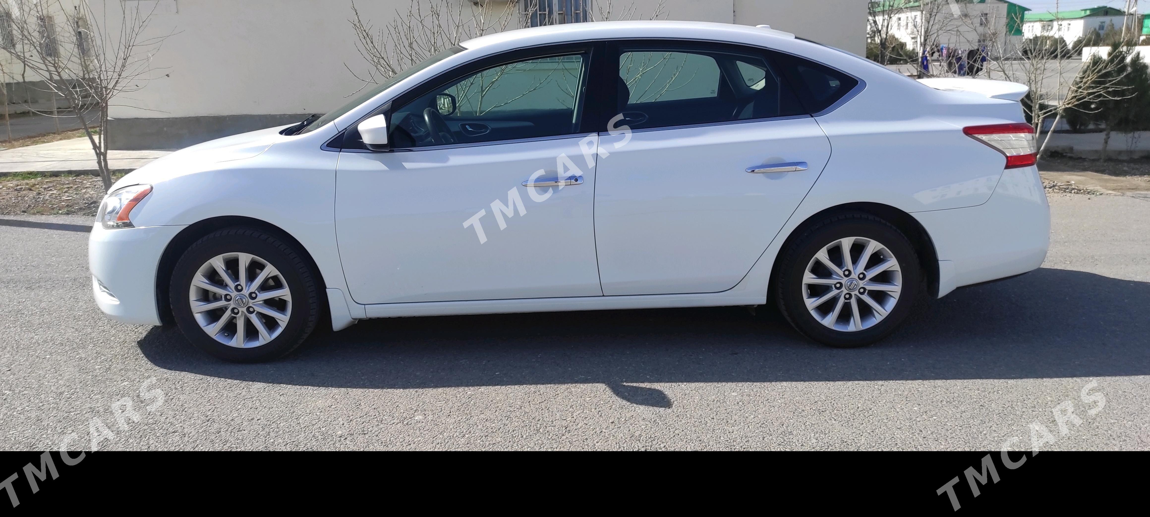 Nissan Sentra 2014 - 135 000 TMT - Бузмеин - img 3