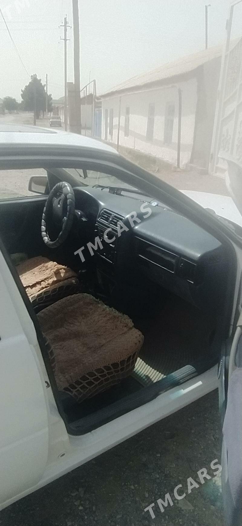 Opel Vectra 1990 - 22 000 TMT - Gyzylarbat - img 3