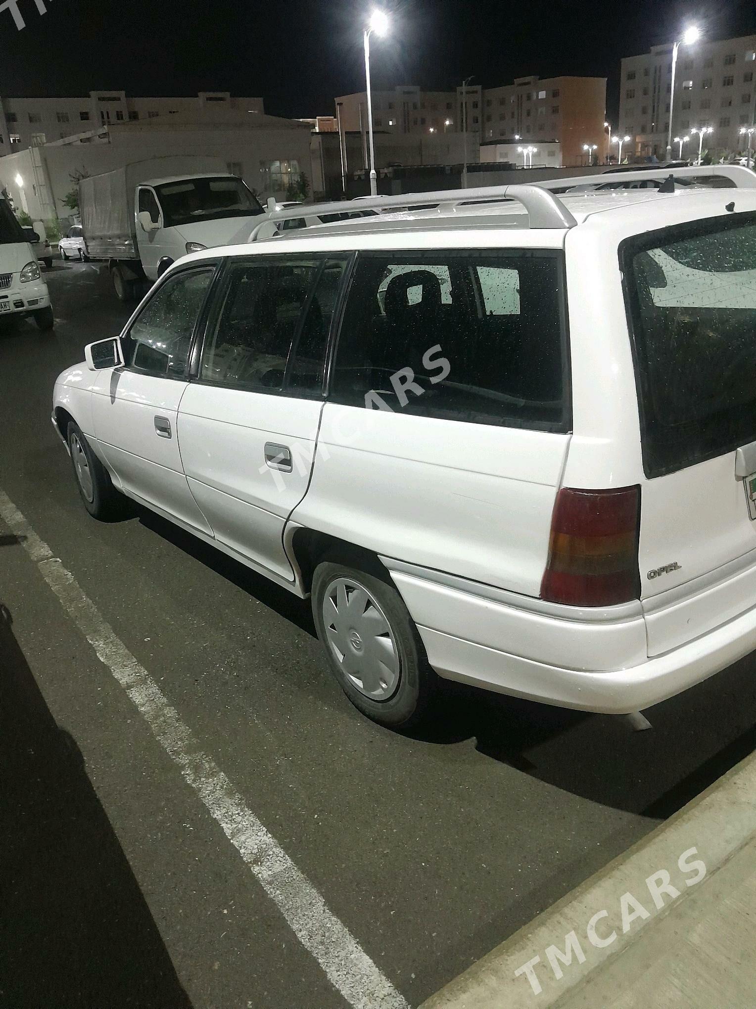 Opel Astra 1993 - 30 000 TMT - Аркадаг - img 3