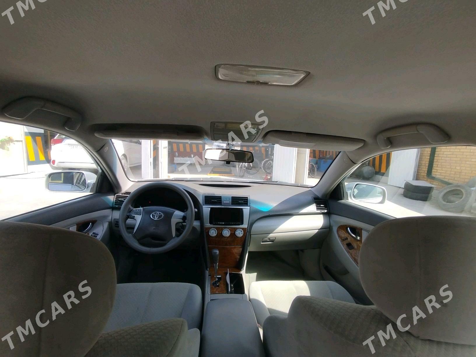Toyota Camry 2007 - 134 000 TMT - Мары - img 4
