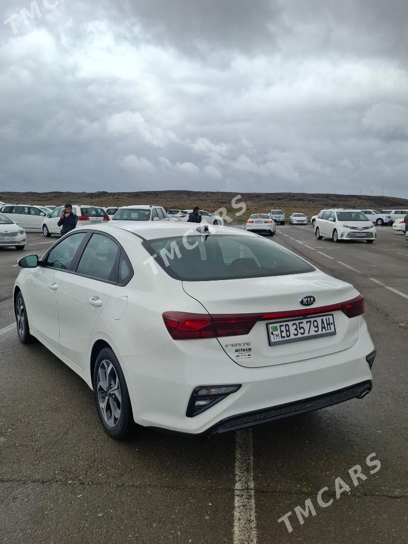 Kia Forte 2020 - 235 000 TMT - Кëши - img 2