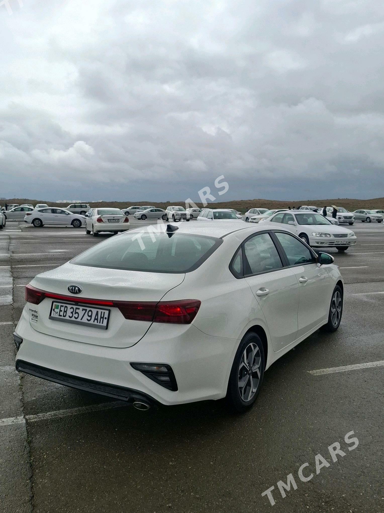 Kia Forte 2020 - 235 000 TMT - Кëши - img 4