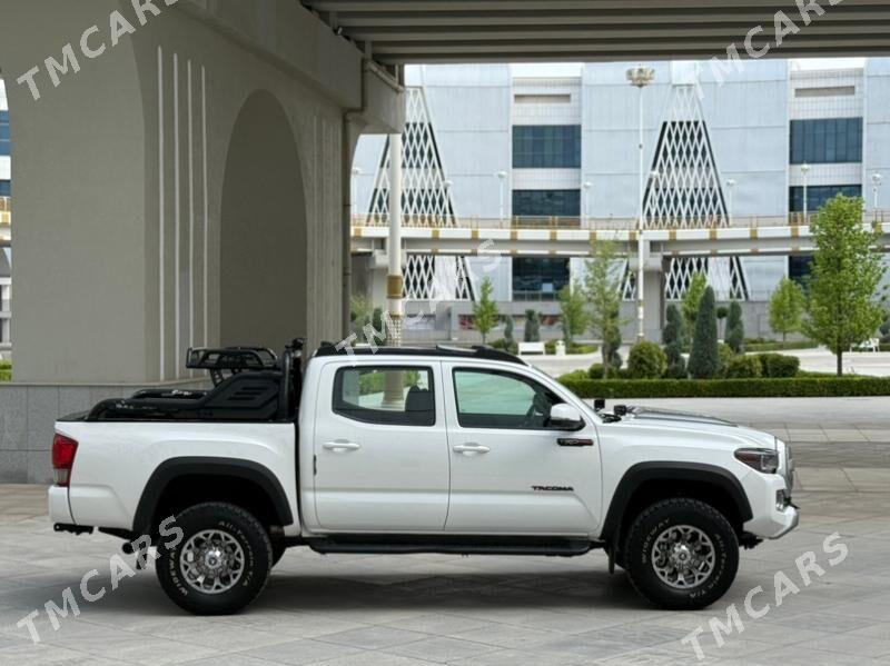 Toyota Tacoma 2017 - 429 000 TMT - Aşgabat - img 4