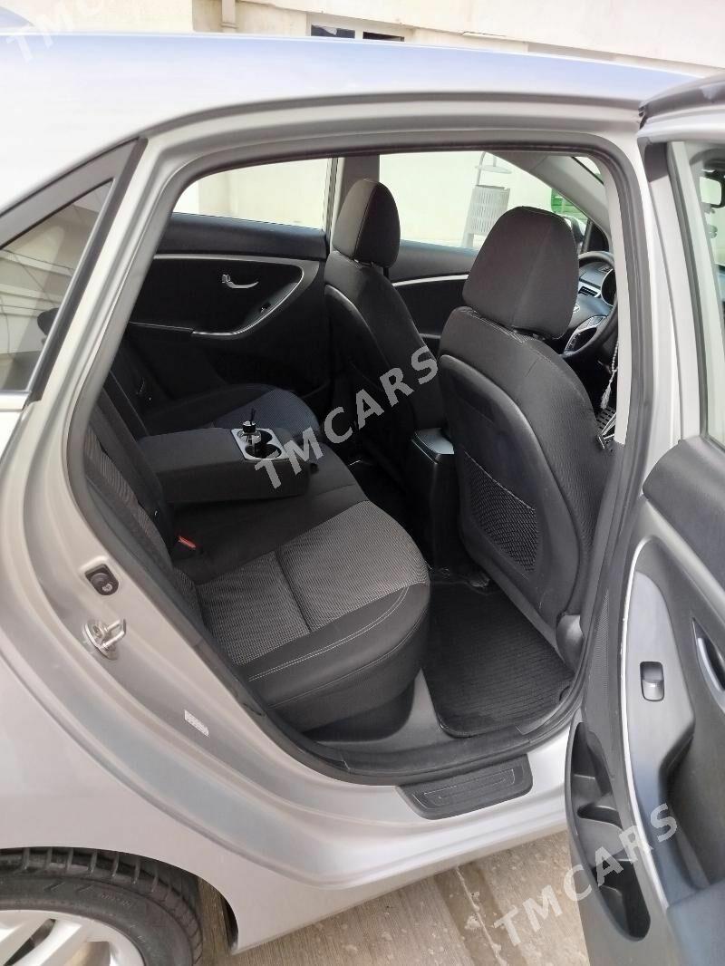 Hyundai Elantra GT 2016 - 165 000 TMT - Aşgabat - img 7