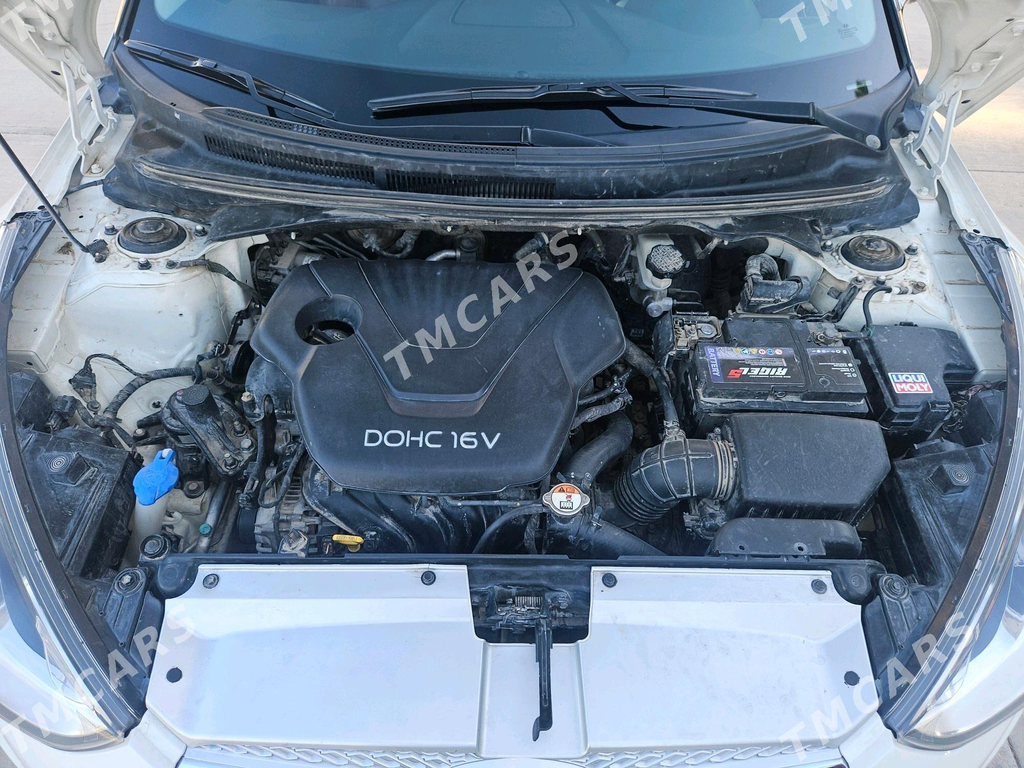 Hyundai Veloster 2012 - 130 000 TMT - Türkmenabat - img 6