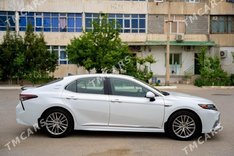 Toyota Camry 2021 - 270 000 TMT - Aşgabat - img 3